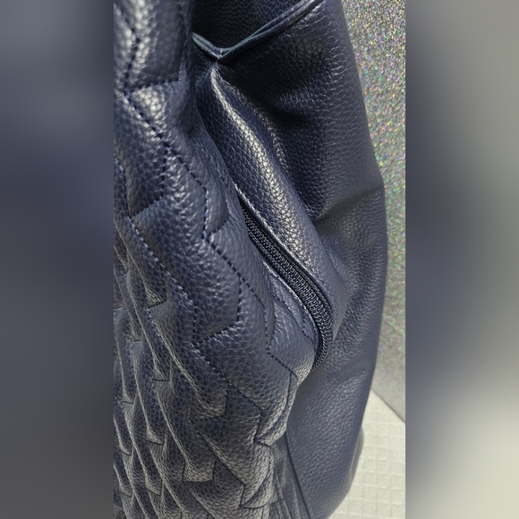 Lug Navy Blue Luxury Quilted Tote Bag, RFID, Leopard Interior, Cargo - Picture 5 of 12